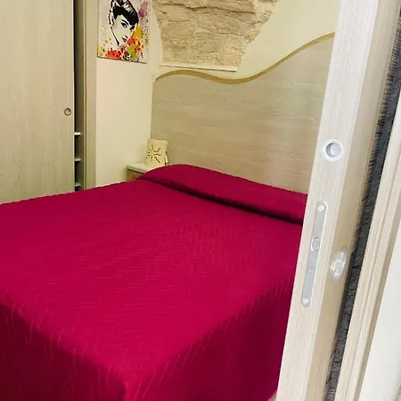 Casetta Li Lu - Incantevole Monolocale Nel Centro Storico Apartment Martina Franca